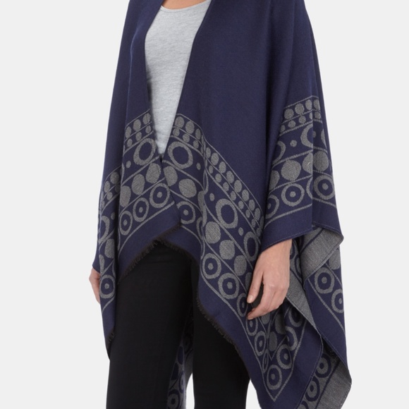 🔵Weekend Max Mara  REVERSIBLE PONCHO - Picture 5 of 7